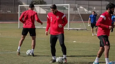 الأهلي يستغل 