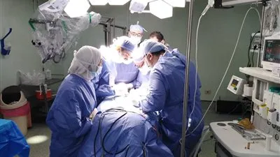 استئصال ورم على الحبل الشوكي لسيدة بمستشفى المنصورة العام