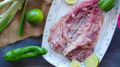 الصحة العالمية تحذر من الفسيخ: نسبة الوفاة تصل لـ100% (فيديو)