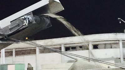 حملات ليلية للتطهير والتعقيم بشوارع الدقهلية وقت الحظر (صور) 