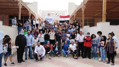 323 مواطنا يغادرون مرسى علم بعد انتهاء الحجر الصحي (صور)