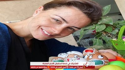 برسم كمامات على البيض.. نور اللبنانية تحتفل بأعياد الربيع