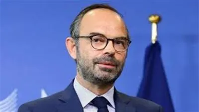 رئيس وزراء فرنسا: البلاد لن تعود إلى طبيعتها لفترة طويلة