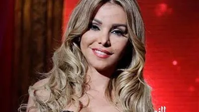 رزان المغربي تنهئ جمهورها بشهر رمضان 