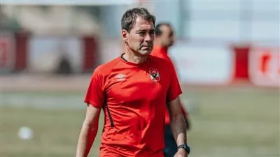 فايلر يطلب صفتين من الأهلي