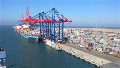 موانئ بورسعيد تعمل بكامل طاقتها في أول أيام شهر رمضان 