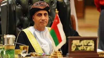 نائب رئيس الوزراء العماني يهنيء الملك سلمان بحلول شهر رمضان