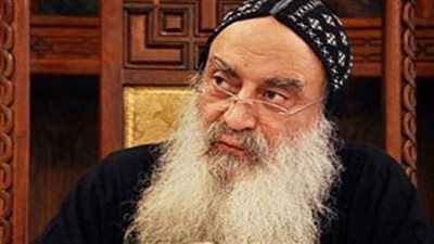الأنبا بولا يحذر الكهنة من مشاكل الأحوال الشخصية