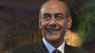 نقيب الممثلين يوضح حقيقة وفاة الفنان أحمد بدير