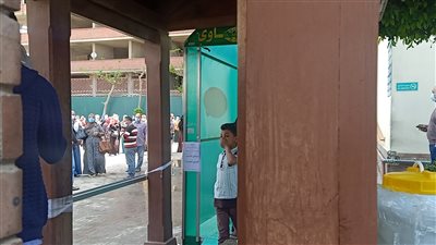 احتجاج التمريض بمستشفى تأمين سندوب بعد ظهور حالات كورونا (فيديو)