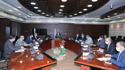 الوزير يتابع تنفيذ مخطط تطوير النقل الجماعى بالقاهرة الكبرى