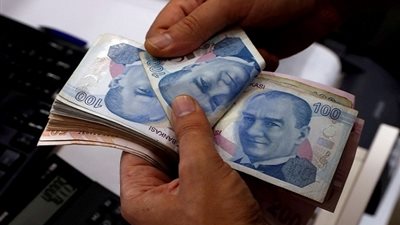 هبوط حاد في سعر الليرة التركية لتقترب من مستويات 2018