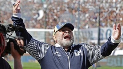 مارادونا: يد الله تدخلت لإلغاء الدوري الأرجنتيني