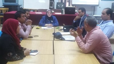 تحويل معلمين للتحقيق لبيعهم الأبحاث للطلاب بكفر الشيخ