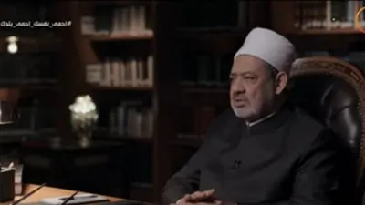 شيخ الأزهر للأبناء: لا تضعوا والديكم في دور مسنين إلا للضرورة