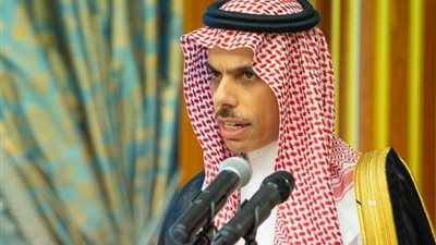 هاتفيا.. وزير الخارجية يبحث مع نظيره الأفغاني تطورات فيروس كورونا