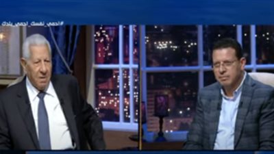 مكرم محمد أحمد: 