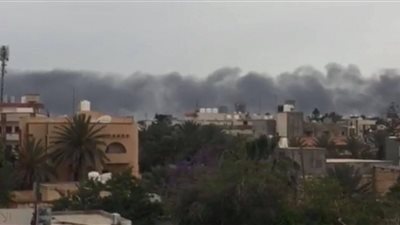 حرائق بخزانات وقود في مطار معيتيقة بليبيا