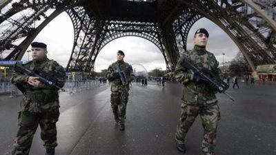 فرنسا تعلن تمديد حالة الطواريء بسبب كورونا حتى 10 يوليو