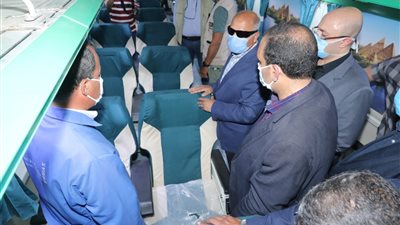 مكافأة.. بشرى سارة من وزير النقل لعمال السكة الحديد (صور)