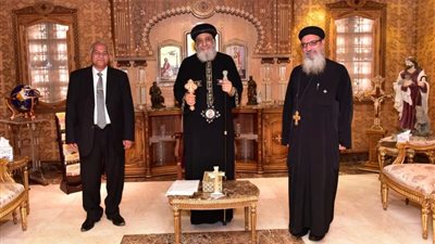 البابا تواضروس يستقبل رئيس المكتب الفني لمادة الدين المسيحي