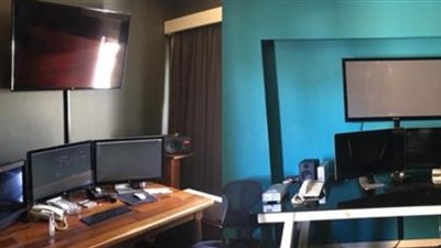 مداهمة شركة مونتاج غير مرخصة بالدقي