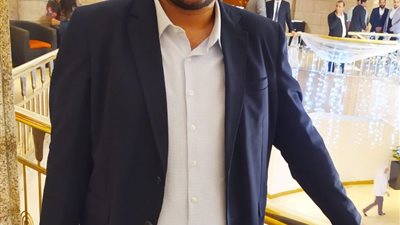 ننشر قصة الجراح الذي أجرى عملية ولادة لحالة مصابة بكورونا في المنيا