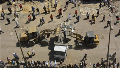 في حملة مكبرة.. إزالة جميع الأسواق العشوائية بالبراجيل