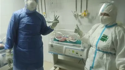 إنقاذ طفل مصاب بكورونا داخل الحجر الصحي بتمى الأمديد (صور)