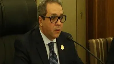 رئيس الهيئة البرلمانية لحزب المؤتمر: تركيب شبكة غازات لأجهزة التنفس لحماية أبناء سوهاج من كورونا 