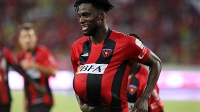 وكيل بابل يكشف أخر تطورات مفاوضات الزمالك لضمه