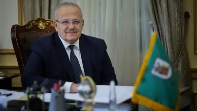 رئيس جامعة القاهرة يعلن تيسيرات جديدة لعلاج العاملين وهيئة التدريس