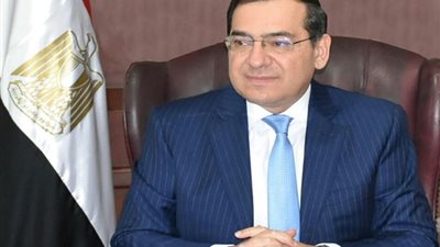 البترول تعلن تحقيق اكتشاف بترولي جديد بالصحراء الغربية