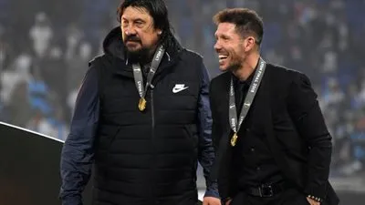 مدرب أتلتيكو مدريد يعلن رحيله عن الفريق