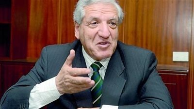 فخري الفقي: نجاح القيادة المصرية في إدارة ملف الطاقة أحدث طفرات هائلة (فيديو)