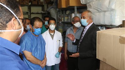 إتخاذ الإجراءات القانونية ضد ١٠ من الأطباء والممرضات المتغيبين بمستشفى الوقف المركزى 