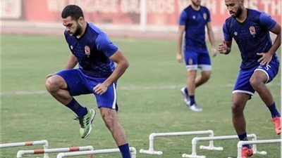 الأهلي يحسم موقف عاشور وفتحي من المشاركة في التدريبات الجماعية