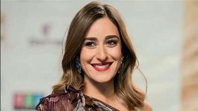 تعرف على تفاصيل مسلسل ليه لأ للنجمة أمينة خليل قبل بدء عرضه اليوم