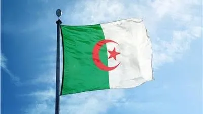 الجزائر تعلن رفع الحظر تدريجيا بدءا من يوم 14 يونيو