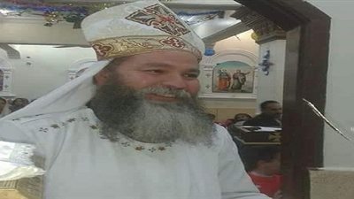 مٌطرانية نجع حمادي تحتفل بعيد السيامة الكهنوتية الـ13 للقس زكريا عاطف 