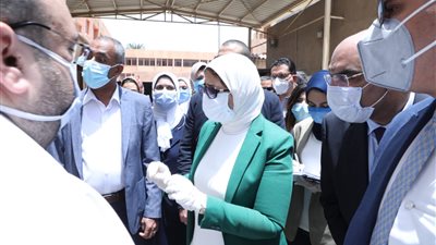وزيرة الصحة توجه بإنشاء غرفة عمليات بمستشفى أبوقير النموذجي لاستقبال البلاغات