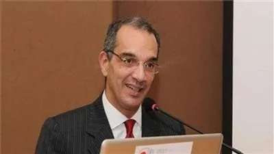 وزير الاتصالات: نعمل على تحويل 80 خدمة حكومية للنظام الرقمي (فيديو)