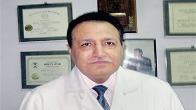 الأسبوع الأخير من رمضان.. أستاذ مناعة يكشف سبب ارتفاع إصابات كورونا