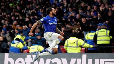 عاجل.. تأكد غياب والكوت عن مباراة إيفرتون ضد ليفربول