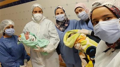 استقرار حالة مصابتين بكورونا عقب إجراء ولادتين قيصريتين بالبحيرة (صور)
