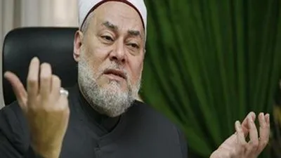 علي جمعة يستنكر رفض أبناء استلام أباءهم من دار مسنين (فيديو)