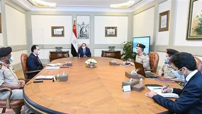 عاجل| السيسي يطلع على آليات إصدار تراخيص البناء وبحث حلول المخالفات 