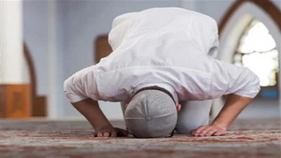 هل يجوز جمع الصلوات الفائتة كلها في وقت واحد؟.. أمين الفتوى يجيب!