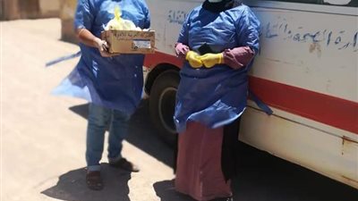 توزيع أدوية العزل على المخالطين لمصابي كورونا بالبحر الأحمر (صور)