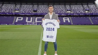 بعد 23 عامًا من الكفاح.. سانشيز يترك ريال مدريد وينتقل إلى بلد الوليد